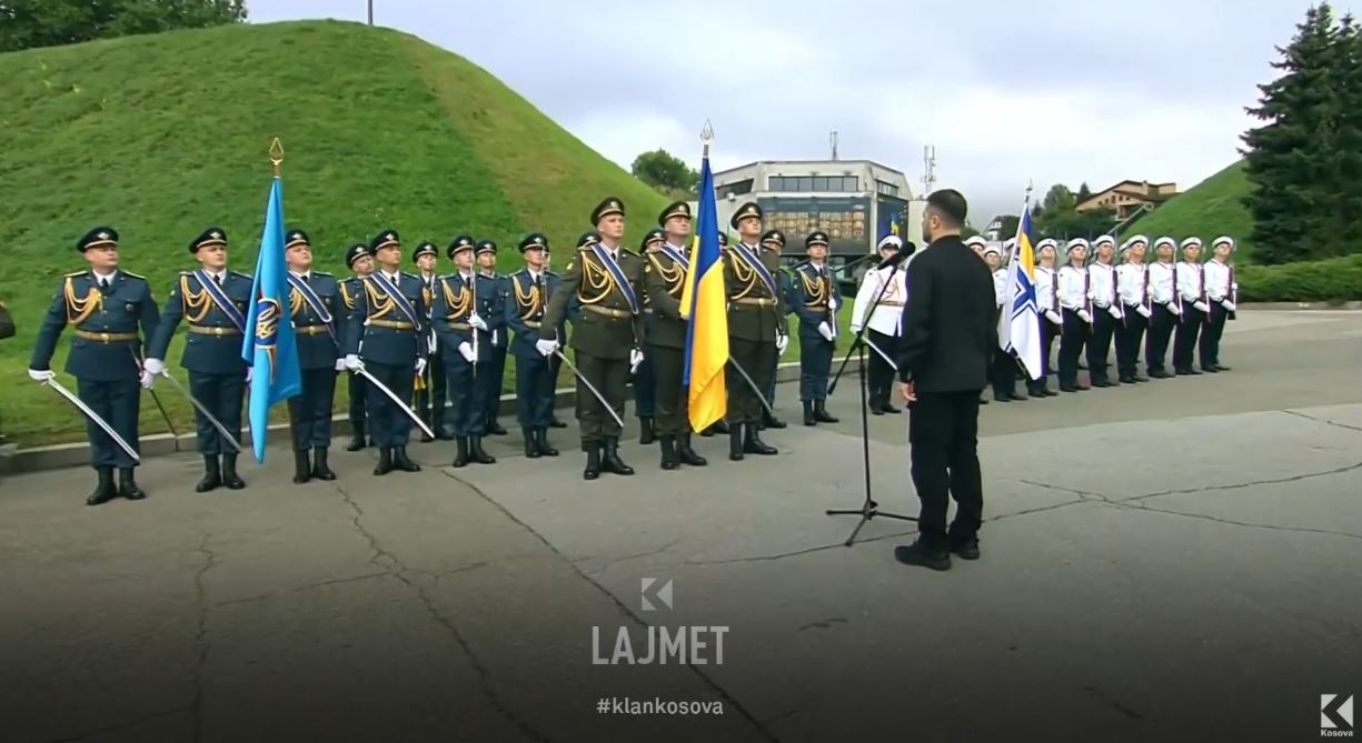 Zotimi i Zelenskyt: Flamuri do të valojë në gjithë Ukrainën (VIDEO)