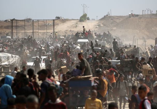 Forcat izraelite vrasin 27 persona duke pritur ndihma në Gaza
