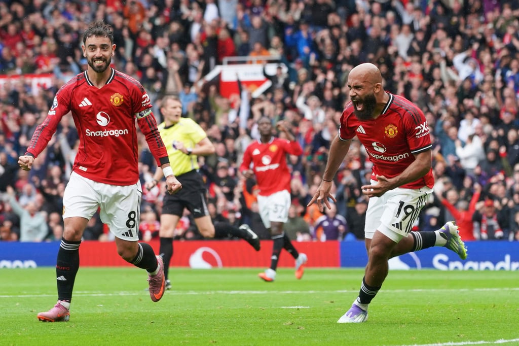 Pas tri ndeshjeve, Unitedi e merr fitoren e parë në Premier League