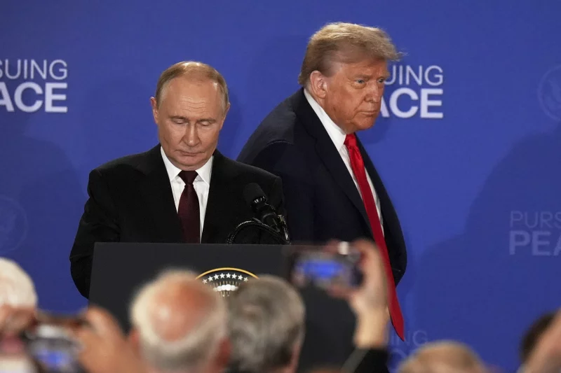Pas takimit me Putinin, amerikanët i harruan 8 faqe me dokumente në printerin e hotelit