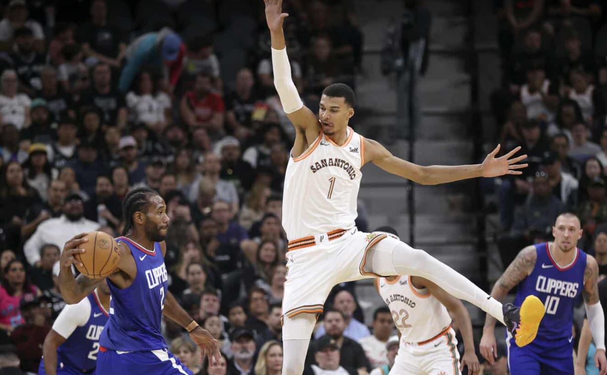Stërvitje në tempullin e Shaolinëve dhe Sumo mundës, përgatitjet parasezonale në NBA me “Kung-Fu mode”!