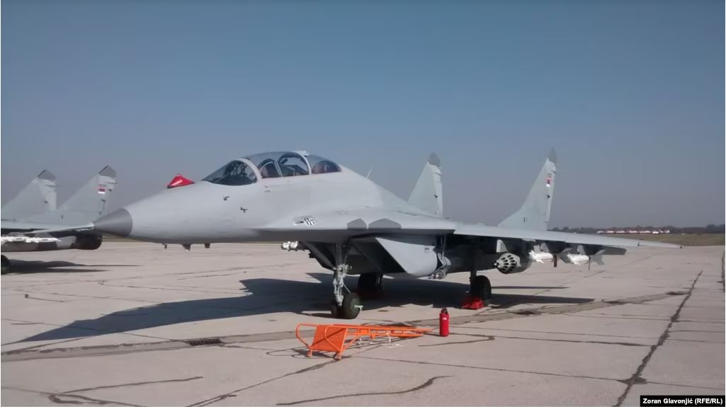 Hungaria heton zhdukjen e përbërësve kyç nga tetë avionë luftarakë MiG