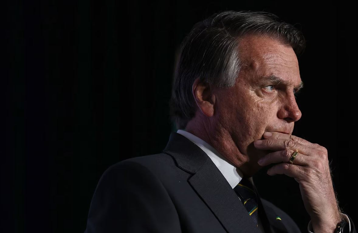 Ish-presidenti i Brazilit, Bolsonaro, u dërgua në spital pasi nuk ndihej mirë