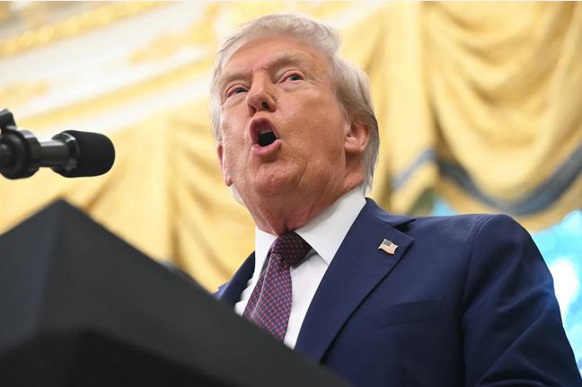 "E bërë me inteligjencë artificiale", Trump për videon e hedhjes së çantave nga dritarja e Shtëpisë së Bardhë