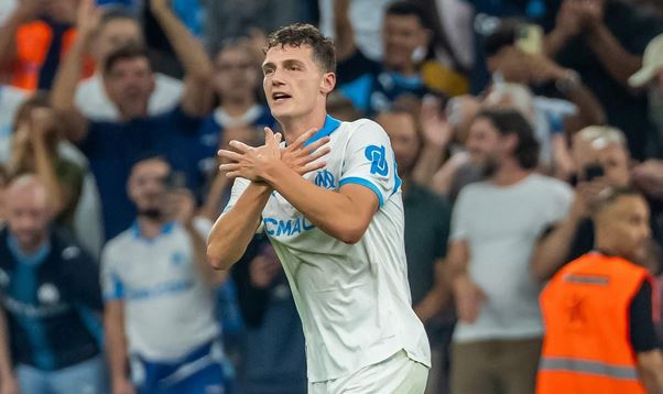 Dhëndri kosovar feston me shqiponjë debutimin me gol te Marseille