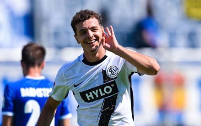 Fisnik Asllani shënon sërish në Bundesligë