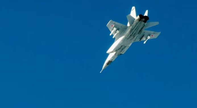 Estonia zbulon trajektoren e fluturimit të avionëve rusë të përfshirë në inkursion