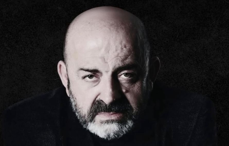 Ikona e filmit Enver Petrovci, varroset nesër në Prishtinë