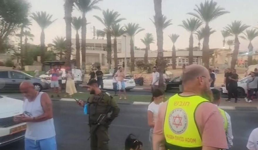 Houthit e Jemenit sulmojnë Izraelin, plagosin 22 persona