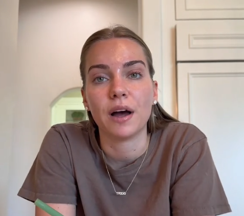Influencuesja Emilie Kiser rikthehet në TikTok, 4 muaj pasi djali i saj 3-vjeçar u mbyt në pishinë