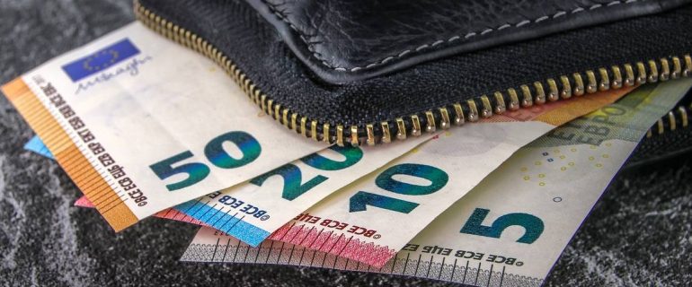 Dyshohet se mbi 100 mijë euro u vodhën në Prishtinë