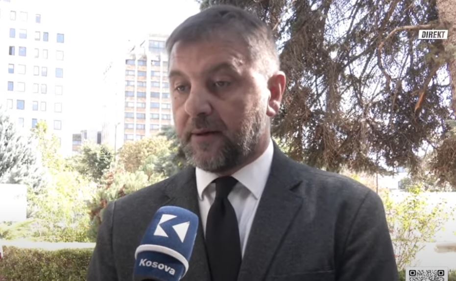 Sheremeti: Lajmi për vdekjen e Petrovcit ishte i kobshëm, krenarë që e patëm profesor (VIDEO)