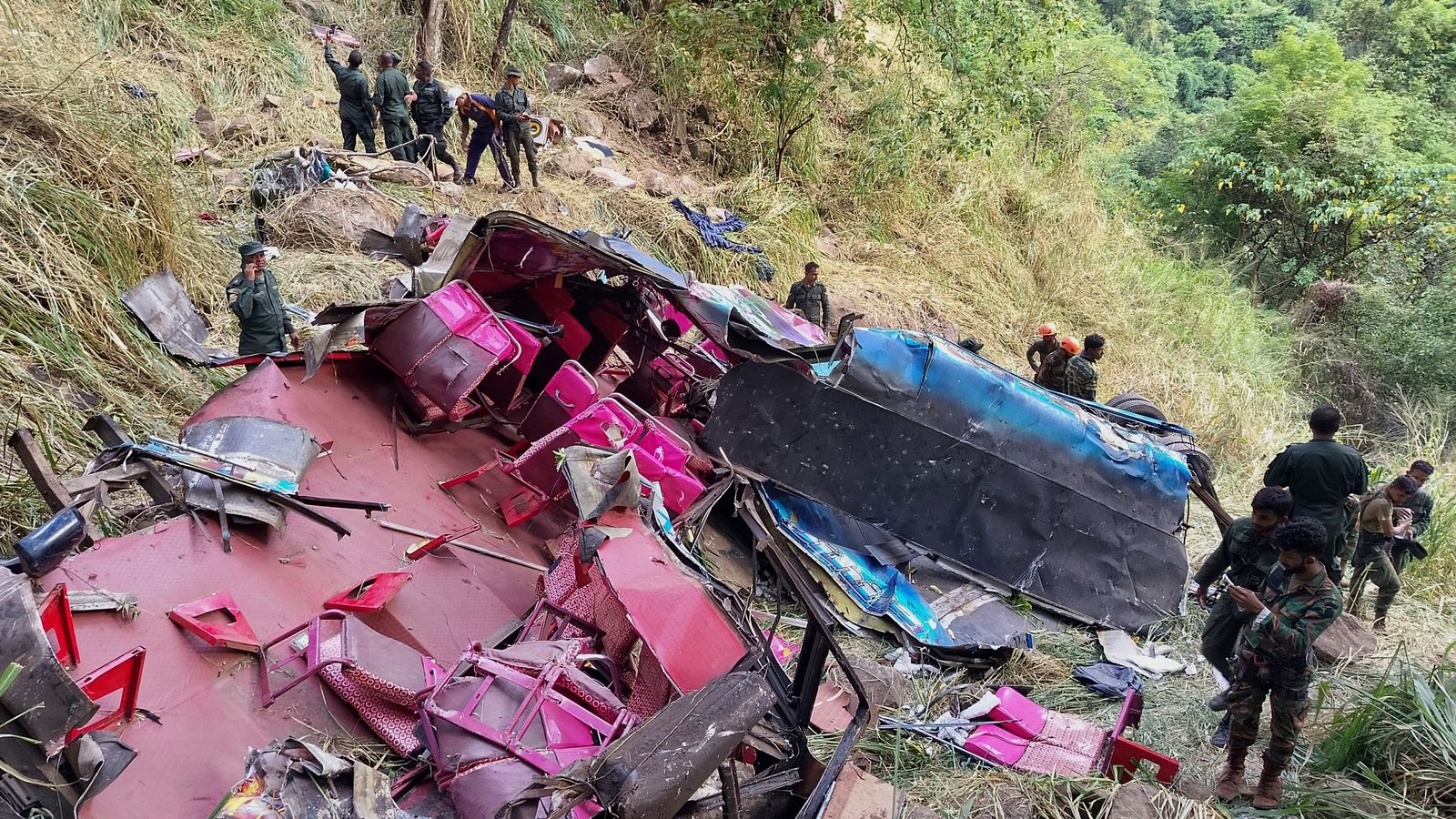 Aksidentohet autobusi në Sri Lanka, 15 të vdekur – 16 të lënduar
