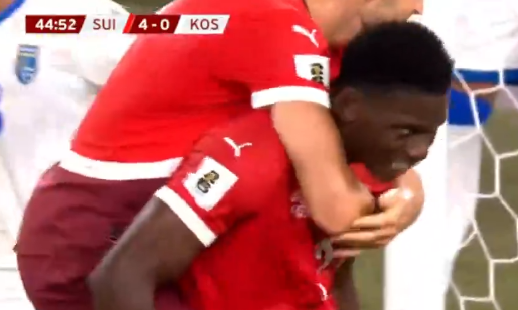 Embolo shënon të dytin e Zvicra të katërtin