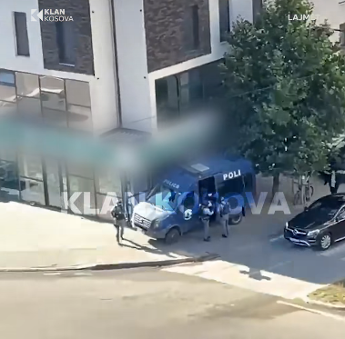 Pamje ekskluzive: Operacioni policor në Vushtrri po vazhdon ende (VIDEO)