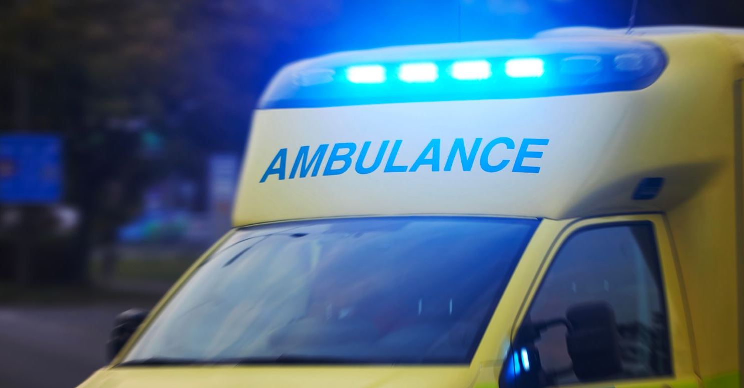 Dy punonjës të shërbimit të ambulancës u arrestuan në Britani për gjashtë vdekje në Wiltshire