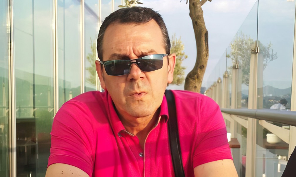 Ky është burri që bashkë me gruan i mashtronin qytetarët për rezervime, përfituan 17 mijë €