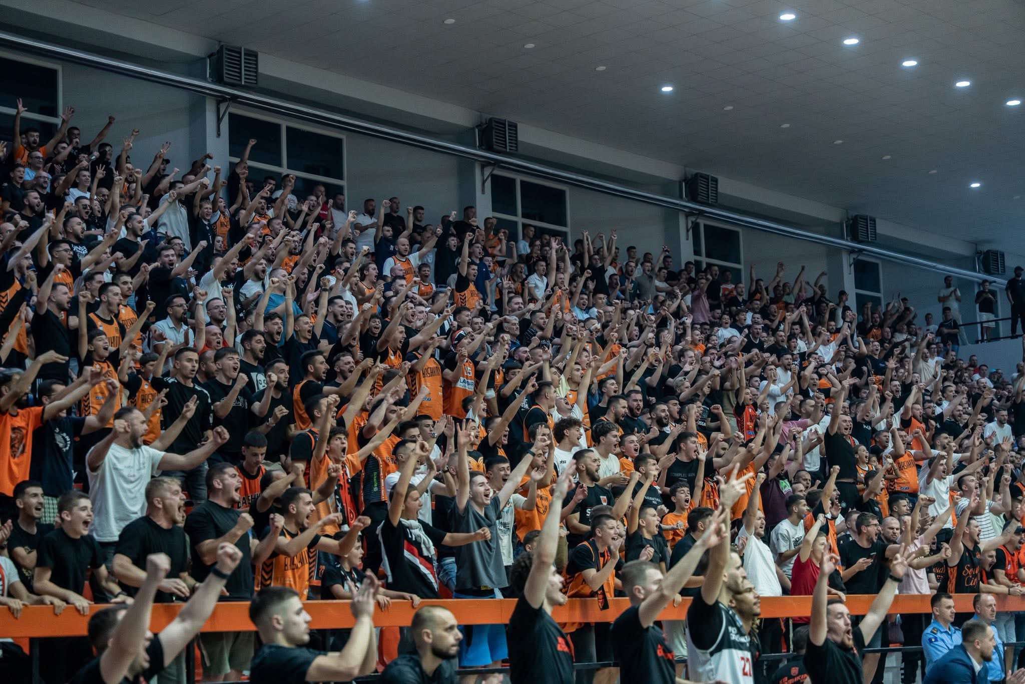 FIBA Europe Cup lavdëron atmosferën në ndeshjen Bashkimi – Anwil (VIDEO)