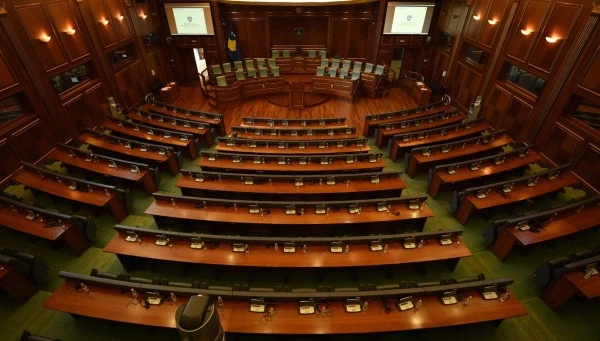 Një deputet shpenzon mesatarisht 12 mijë euro për t u zgjedhur   Raporti i D 