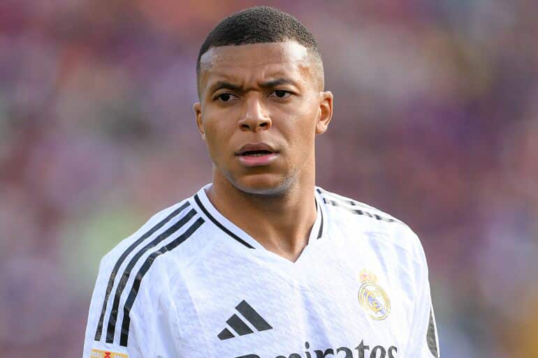 Dominim i krahëve në futbollin botëror: Kylian Mbappe kryeson listën
