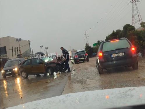Aksident në rrugën Shtime-Lipjan - s'dihet për të lënduar