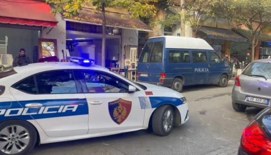Një i vrarë e tre të plagosur, bilanci nga të shtënat me armë zjarri në Shkodër