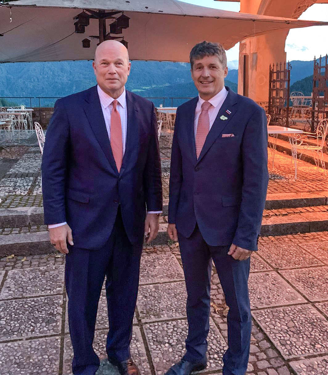 Ambasadori i ShBA-së në NATO falënderon Slloveninë për kontributin në KFOR