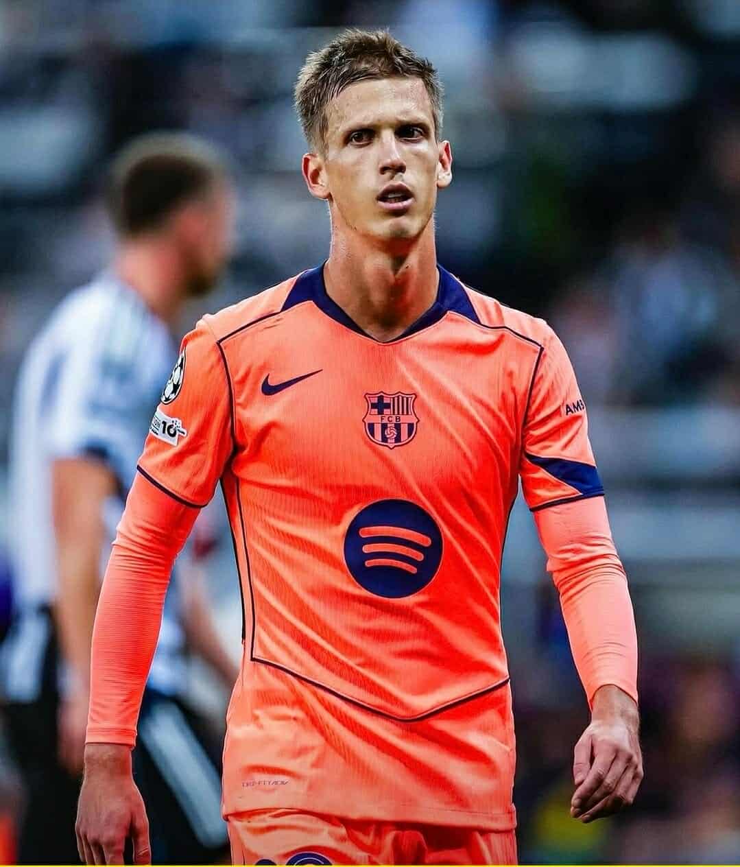 Dani Olmo lëndohet te kombëtarja, kthehet në Barcelonë për kontrolla shtesë