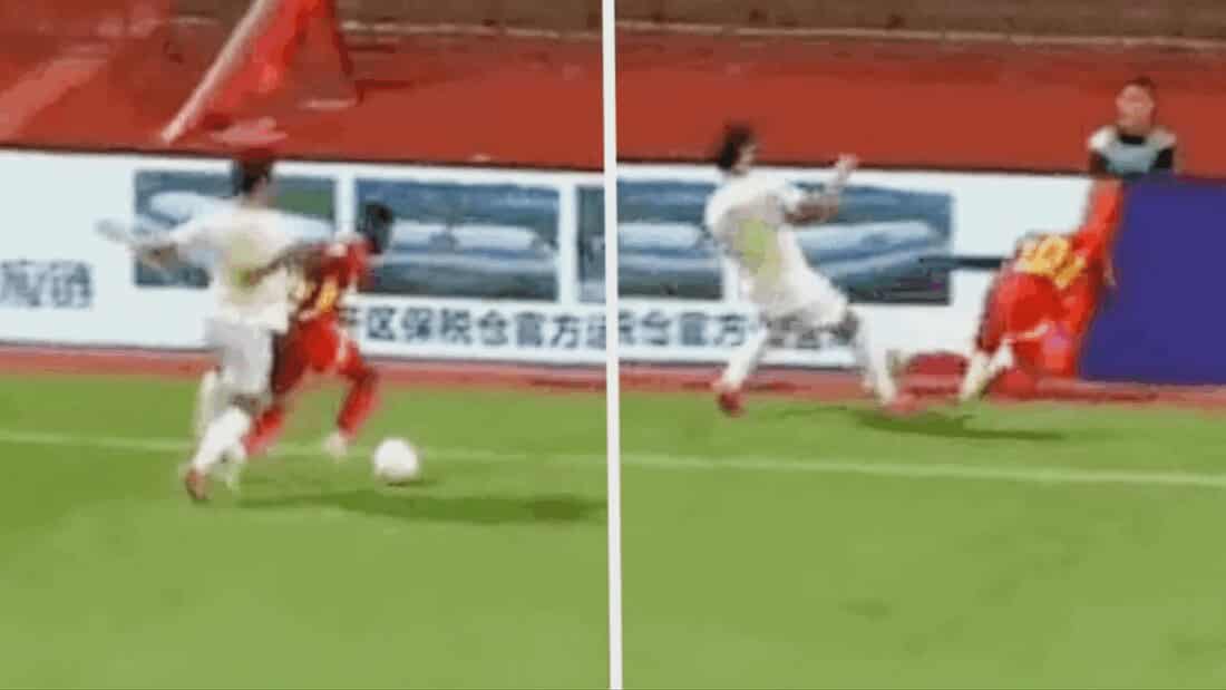 Futbollisti në gjendje kritike pasi theu qafën duke goditur reklamat (VIDEO)