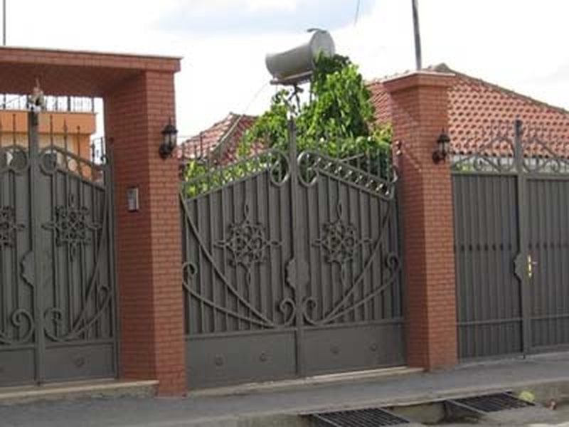 Njëri ra nga lartësia, tjetrin e zuri porta – vdesin dy burra në Tiranë