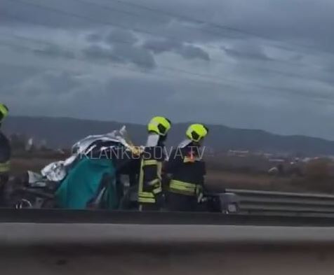Pamje nga aksidenti në Bresje, ku humbi jetën një person (VIDEO)