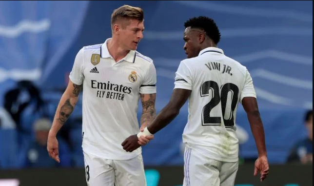 Kroos mirëkupton frustrimin e Viniciusit