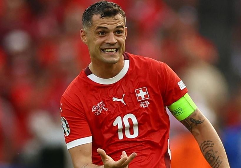 Xhaka kalon Zvicrën në epërsi ndaj Suedisë