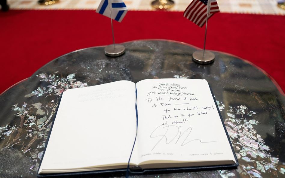 'Keni një vend të bukur', Vance takohet me presidentin e Izraelit
