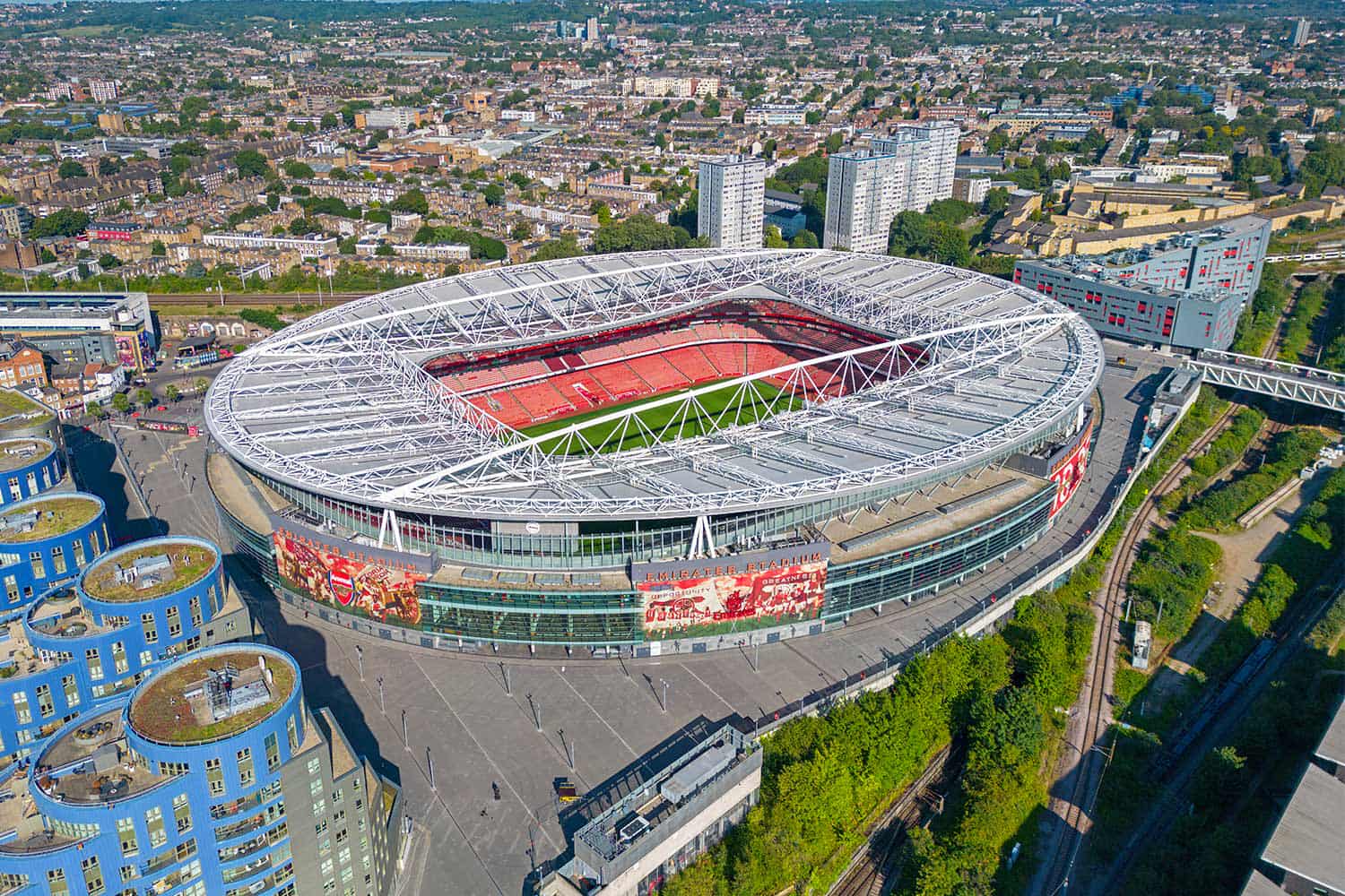 Arsenali synon zgjerimin e kapacitetit të Emirates