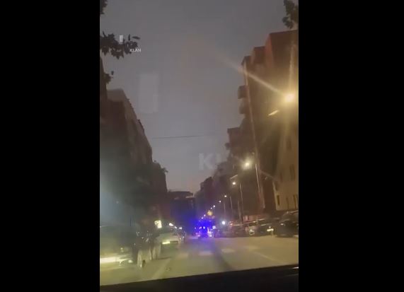 Zjarr në Prishtinë, çka ndodhi te "Muharrem Fejza"? (VIDEO)
