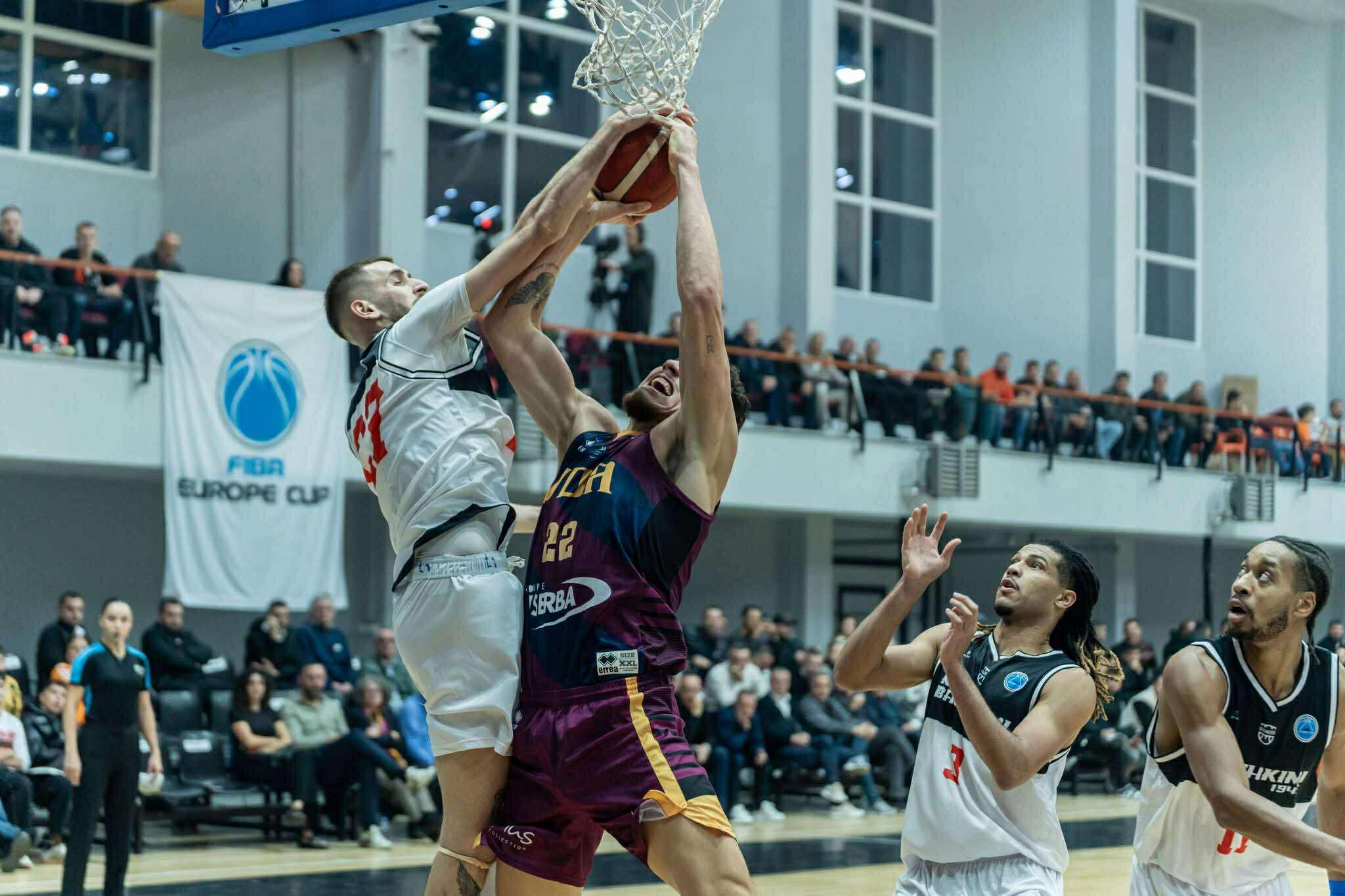 Bashkimi dorëzohet vetëm pas vazhdimeve ndaj Dijonit