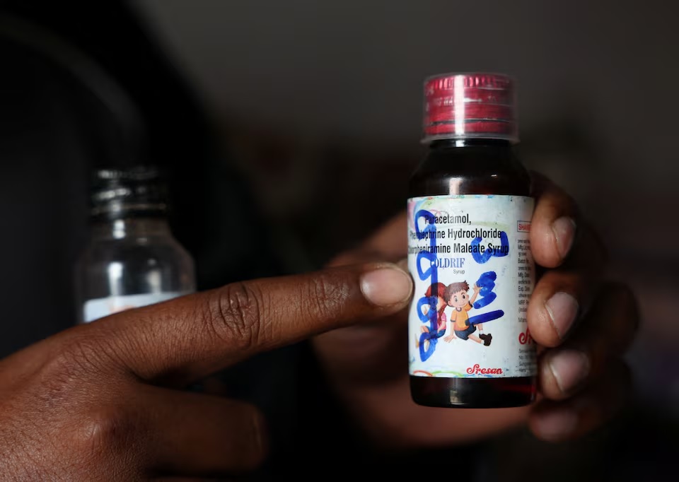 India godet fort industrinë farmaceutike pas vdekjeve nga shurupi për kollë