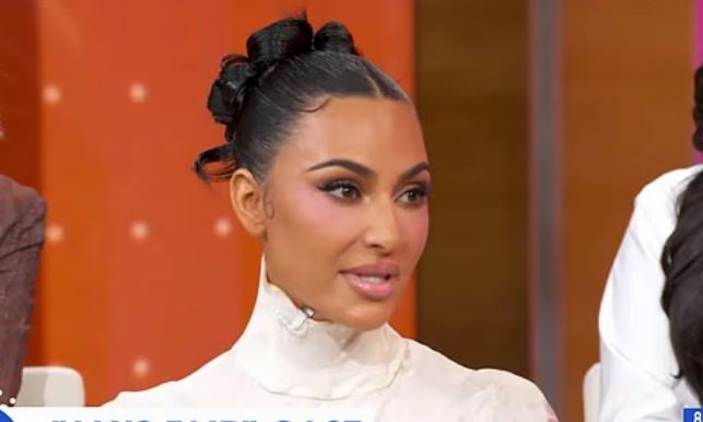 Diagnoza e aneurizmës, Kim Kardashian jep përditësimet e fundit