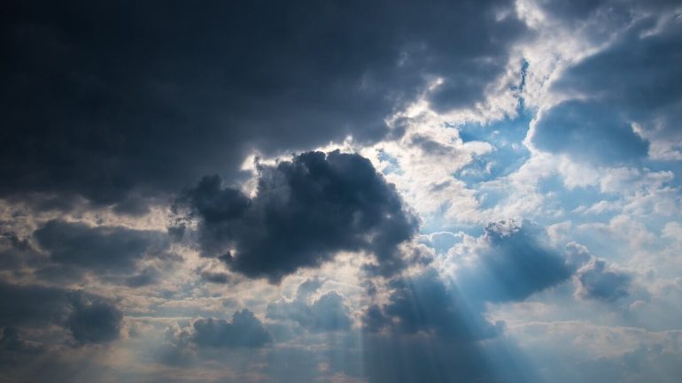 Parashikimi i motit  E mërkurë kryesisht e vranët   5°C minimalet