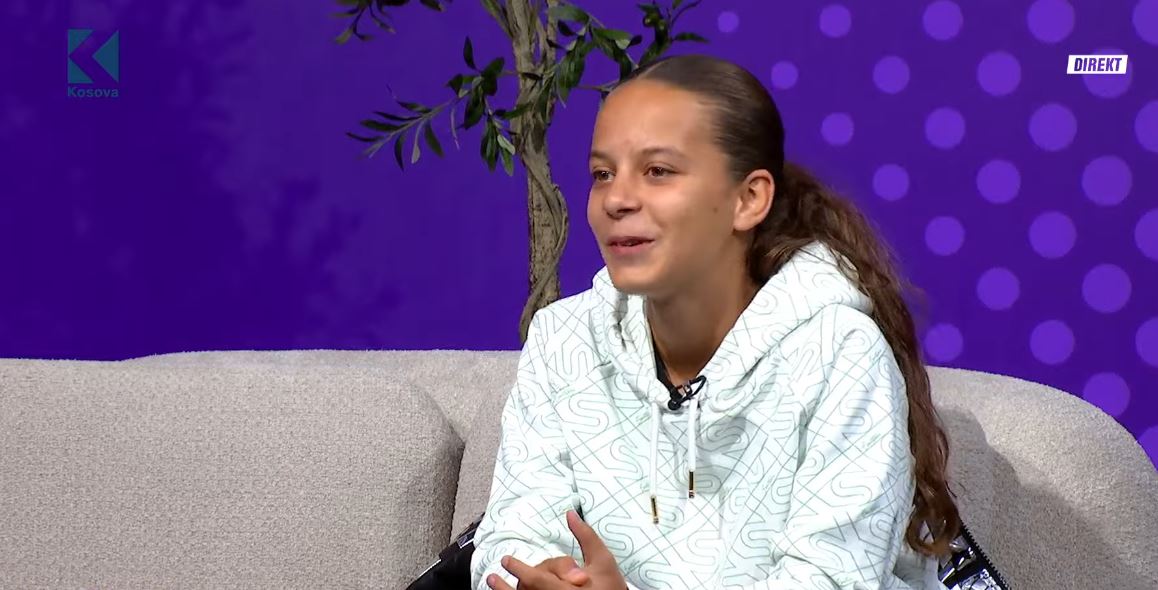 E reja ferizajase tregon për pasionin për futbollin dhe vështirësitë që ka kaluar (VIDEO)