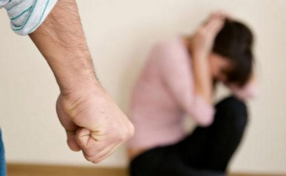 Babai dyshohet se e rrahu vajzën mbrëmë në Prishtinë