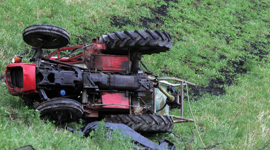 E dhimbshme: Një burrë humb jetën pas një aksidenti me traktor në Podujevë
