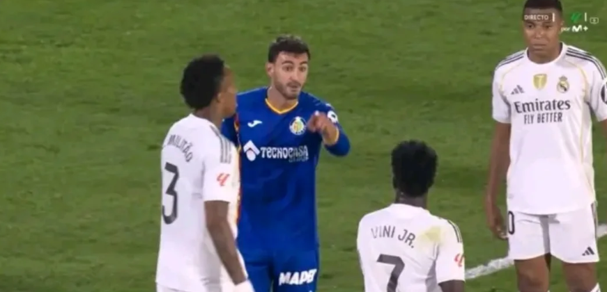 Vinicius feston pasi u përjashtua, kundërshtari i reagon: Ja pse të urren e gjithë bota