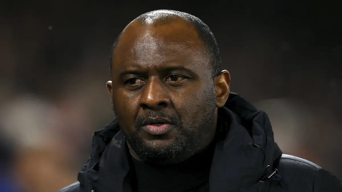Zyrtare: Patrick Vieira shkarkohet nga posti i trajnerit të Genoas