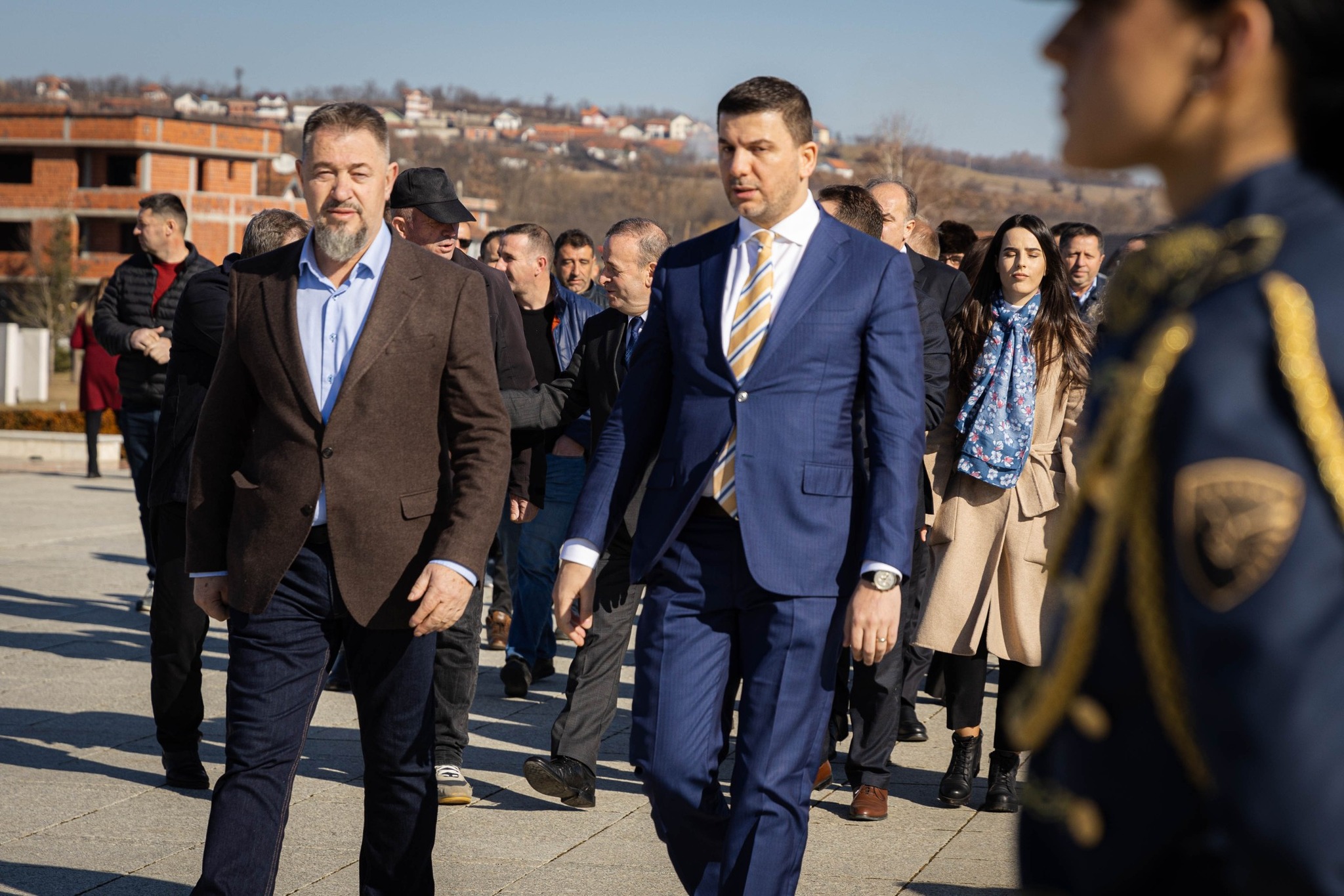 lushtaku-doreheqja-e-krasniqit-le-te-shenoje-nje-moment-qe-unifikon-edhe-me-teper-pdk-ne