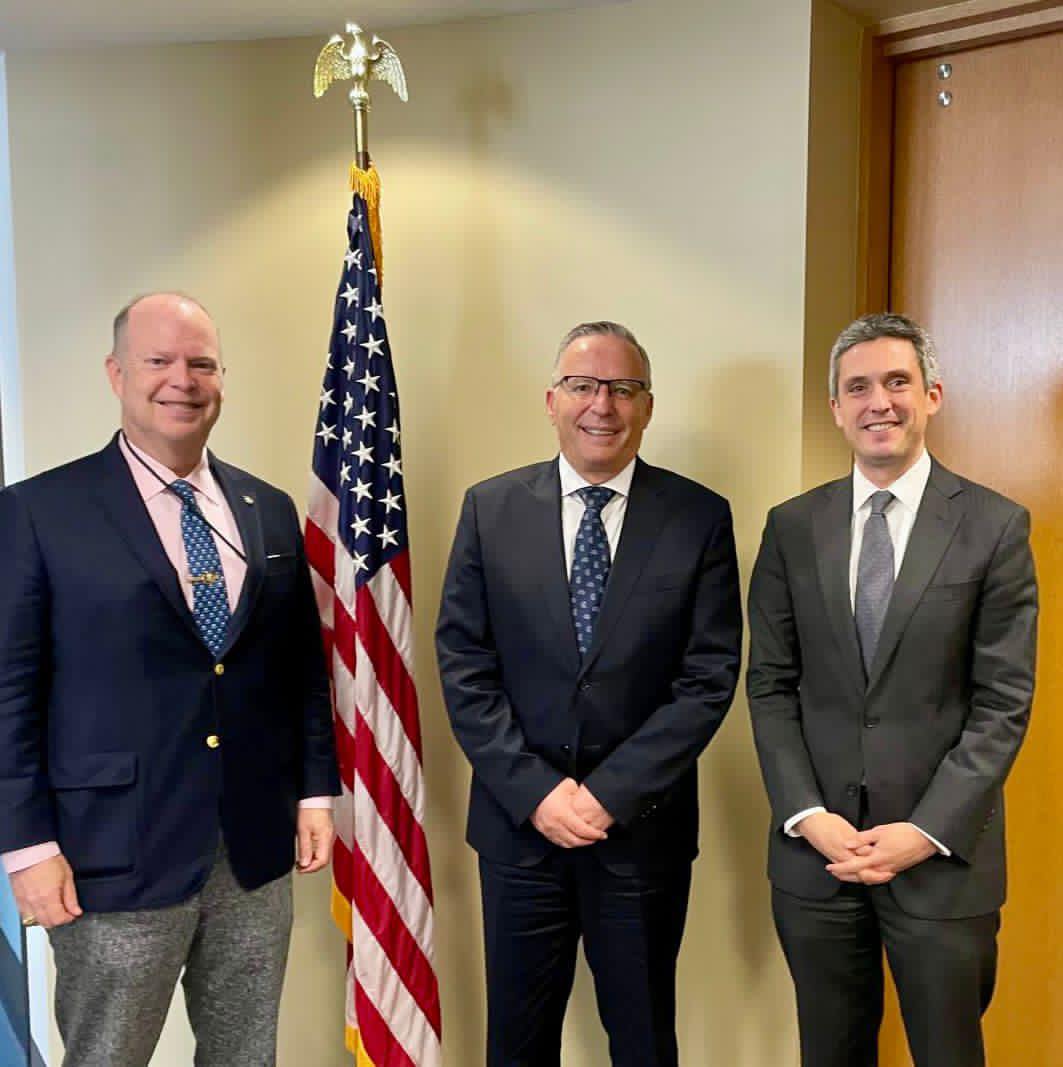 Hamza vizitë të papritur në ShBA  takim të përbashkët me zyrtarë të lartë të Shtëpisë së Bardhë dhe DASh it