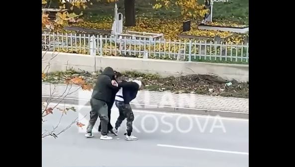 Policia jep detaje për arrestimin e personit në Istog që ua drejtoi armën (VIDEO)
