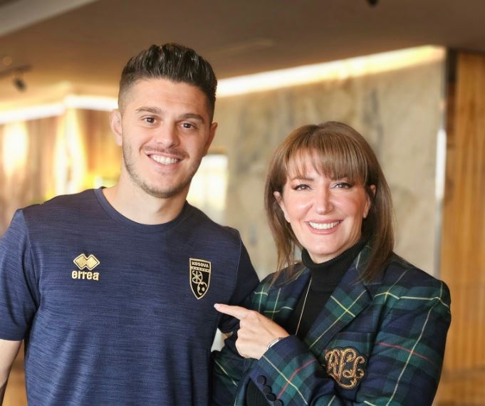 Jahjaga takon Rashicën  Kosova s ka nevojë për stres  vetëm për gola në ndeshjet e radhës