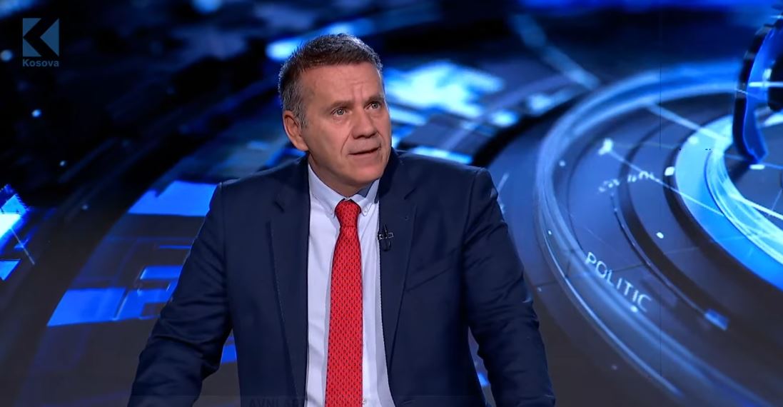 Arifi shpërfill Pecin  Gara në Mitrovicë është përballje mes Tahirit dhe shtetit  VIDEO 